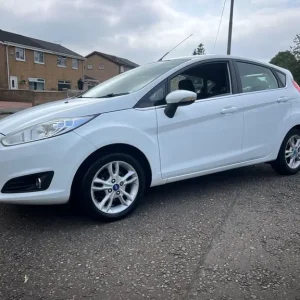 2015 Ford Fiesta 1.0 EcoBoost Zetec 5dr HATCHBACK Petrol Manual - Image 4