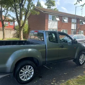 2013 Isuzu D-Max 2.5 TD Pickup 2dr Diesel Manual 4x4 (194 g/km, 161 bhp) Pickup Diesel Manual - Image 5