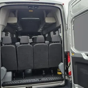 2018 Ford Transit 2.2 TDCi 125ps H3 17 Seater MiniBus Trend (Ulez) NA Diesel Manual - Image 8