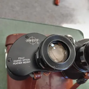 Vintage swift Audubon 8.5x44 binoculars - Image 3