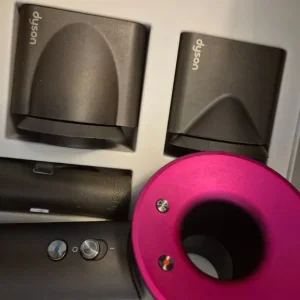 Dyson pink supersonic hairdryer - Image 3