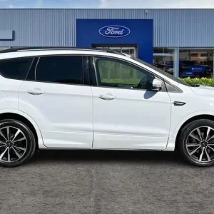 2018 Ford Kuga 2.0 TDCi ST-Line 5dr 2WD MANUAL Estate Diesel Manual - Image 3
