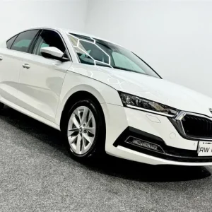 2021 Skoda Octavia 2.0 TDI SE L First Edition DSG Euro 6 (s/s) 5dr Hatchback Diesel Automatic - Image 6