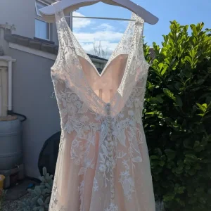 STUNNING Martin Thornburg Odette Wedding Size 10 - Image 6