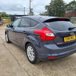 2011 Ford Focus 1.6 Titanium Euro 5 5dr HATCHBACK Petrol Manual - Image 6