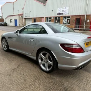 2011 Mercedes-Benz SLK 1.8 SLK250 BlueEfficiency AMG Sport Edition 125 G-Tronic+ Euro 5 (s/s) 2dr... - Image 4