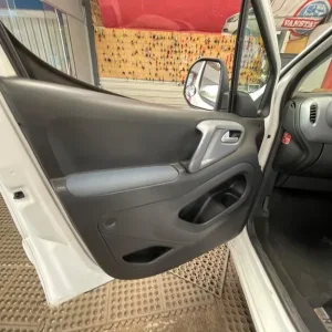 2009 Citroen Berlingo Berlingo Multispace VTR HDi 75 Camper DIESEL Manual - Image 5