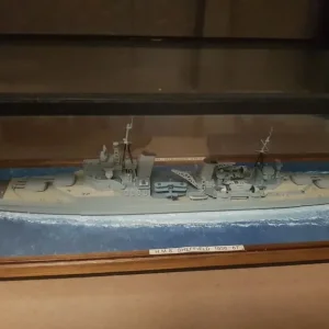 R.c. graupner H.m.s. prince of wales - Image 5