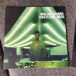 Noel Gallagher LP record Excellent! - Image 2