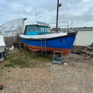Ex pilot boat - Image 8