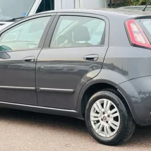 2014 Fiat Punto 1.4 Easy Euro 6 (s/s) 5dr HATCHBACK Petrol Manual - Image 3