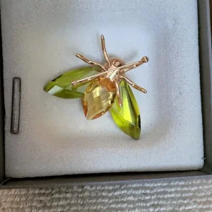 Swarovski Akima Brooch Green Fly Medium - Image 2