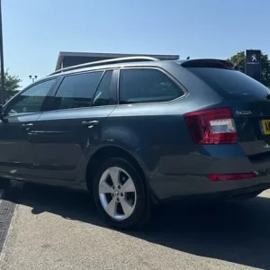 2016 Skoda Octavia 1.6 TDI SE L Estate 5dr Diesel DSG Euro 6 (s/s) (110 ps) Estate Diesel Automatic - Image 5