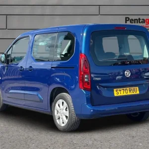 Vauxhall Combo Life 1.5 Turbo D Blueinjection Energy MPV 5dr Diesel Manual - Image 2