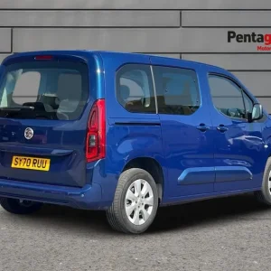 Vauxhall Combo Life 1.5 Turbo D Blueinjection Energy MPV 5dr Diesel Manual - Image 4