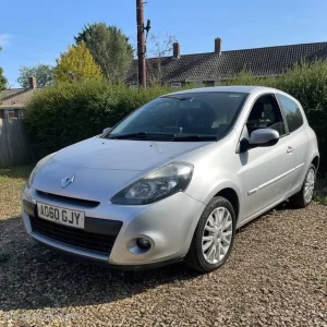 2010 Renault Clio 1.2 TCE Dynamique TomTom 3dr HATCHBACK Petrol Manual