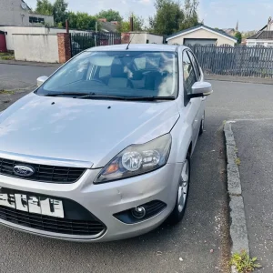 Ford Focus 2010 Hatchback Manual 5-door - Image 3