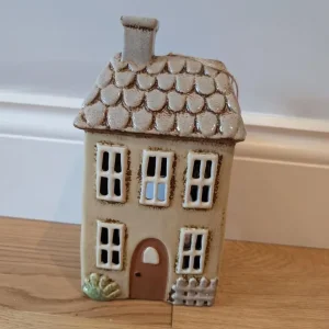 Cute tealight holder houses - Image 4