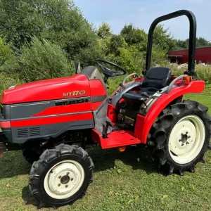 MITSUBISHI MT170 4WD Compact Tractor & Flail Mower available ** WATCH VIDEO ** ** 164 Hours ** 17HP - Image 2