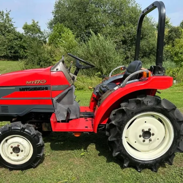 MITSUBISHI MT170 4WD Compact Tractor & Flail Mower available ** WATCH VIDEO ** ** 164 Hours ** 17HP
