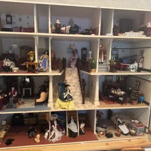 Dolls house antique - Image 2