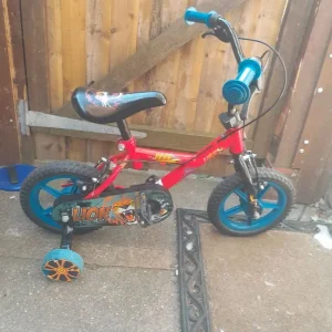 Childs peddle bike
