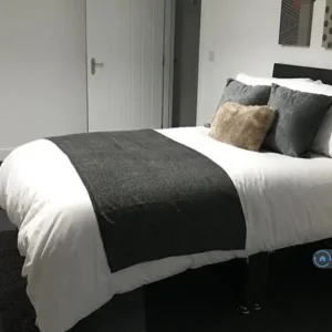 1 bedroom in Hyde Road, Manchester, M34 (#2471403) - Image 7