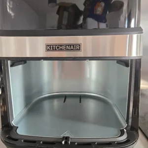 Beautiful and brand new kitchenair 7l air fryer - Image 2