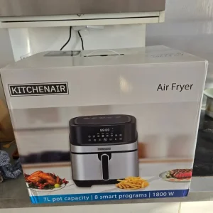 Beautiful and brand new kitchenair 7l air fryer - Image 6