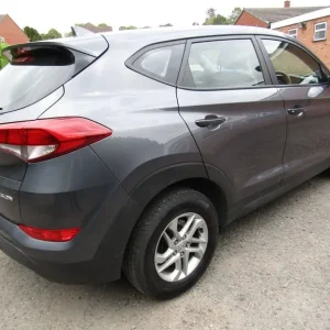 2018 Hyundai TUCSON 1.7 CRDi Blue Drive S Euro 6 (s/s) 5dr ESTATE Diesel Manual - Image 7