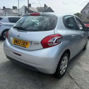 2012 Peugeot 208 ACCESS PLUS HDI Hatchback Diesel Manual - Image 4