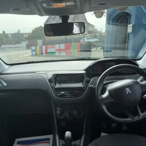 2012 Peugeot 208 ACCESS PLUS HDI Hatchback Diesel Manual - Image 8