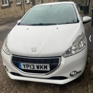 Peugeot, 208, Hatchback, 2013, Manual, 1199 (cc), 5 doors