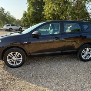 2011 Nissan Qashqai ACENTA 5-Door Petrol - Image 4