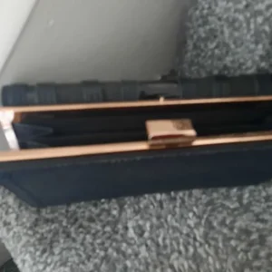 Ladies large river island purse - Image 3