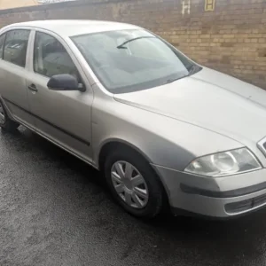 Skoda, OCTAVIA, Hatchback, 2005, Manual, 1390 (cc), 5 doors - Image 4