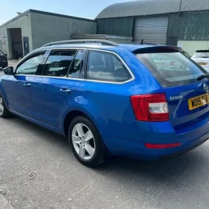 SKODA OCTAVIA 1.6 TDI SE BUSINESS * 1 OWNER * FSH * MINT CONDITION * - Image 5