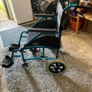 Manual wheelchair - Image 4