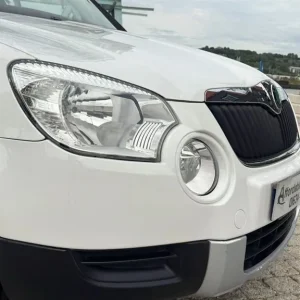 2011 Skoda Yeti 1.2 5dr DSG Hatchback Petrol Automatic - Image 6