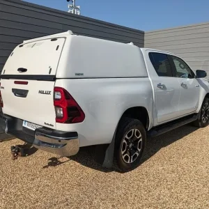 2021 Toyota Hilux D-4D Invincible Pickup Diesel Manual - Image 3
