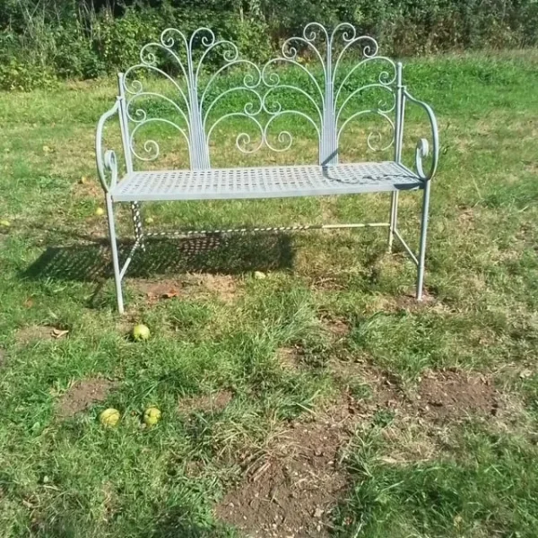 Pretty metal painted garden bench