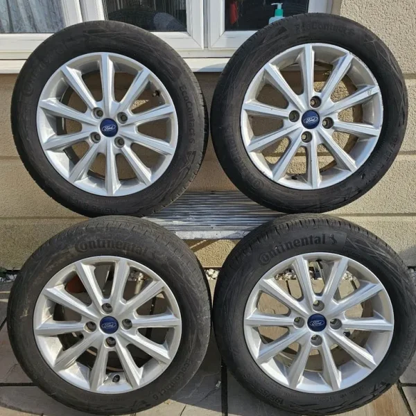 Set of 4 Continental EcoContact 6 195/55R16 87V Car Tyres – Low Wear, Matching Set