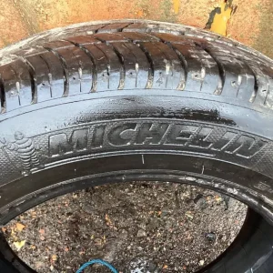 Car tyres - Image 2