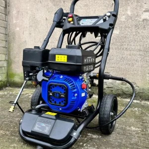 Petrol Pressure Washer – 2900 PSI / 200 Bar, Powerful 7HP OHV Engine - Image 3