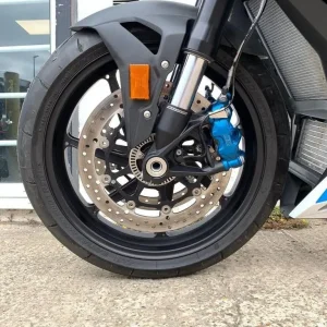 STUNNING BMW M1000R 2024 - Image 5