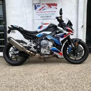 STUNNING BMW M1000R 2024