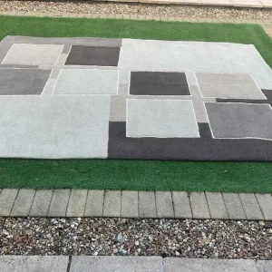 For sale New Zealand wool blend carpet/ rug - Image 2