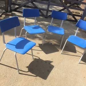 Set of 4 - childrens stacking chairs, metal frames + plastic seat and back - - Image 2