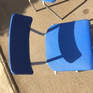 Set of 4 - childrens stacking chairs, metal frames + plastic seat and back - - Image 3