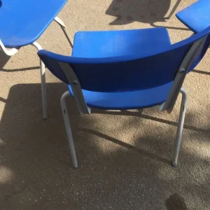 Set of 4 - childrens stacking chairs, metal frames + plastic seat and back - - Image 8